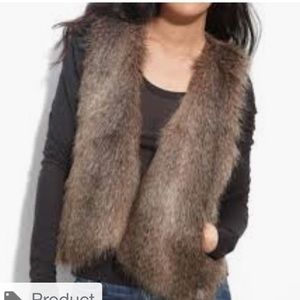 Ella Moss Faux Fur Kennedy Vest. Size M/L
